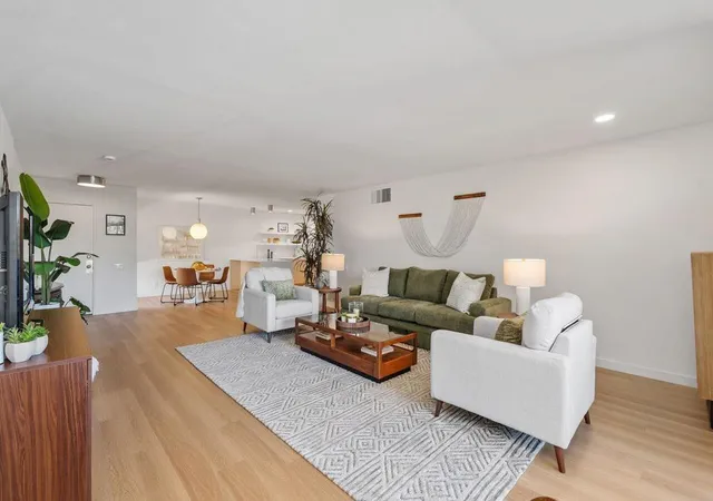 5th image of 2696 S Sierra Madre #F11, Palm Springs, CA 92264 | MLS# 219149051DA