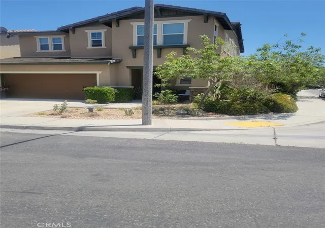 Photo 2 of Single family home for sale at 11555 Valley Oak Ln, Corona, CA 92883 | MLS# OC26126986 | Listing updated on 2026-06-28