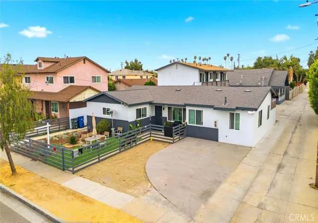 Photo 1 of Multi family home for sale at 6221 Corona, Bell Gardens, CA 90201 | MLS# DW26127087 | Listing updated on 2026-09-29