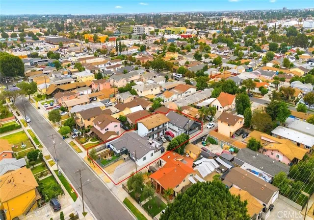 Photo 24 of Multi family home for sale at 6221 Corona, Bell Gardens, CA 90201 | MLS# DW26127087 | Listing updated on 2026-09-29