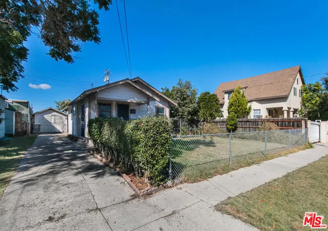 Homes for sale in Huntington Park, CA | 6535 Regent St, Huntington Park, CA 90255 | MLS# 26846005
