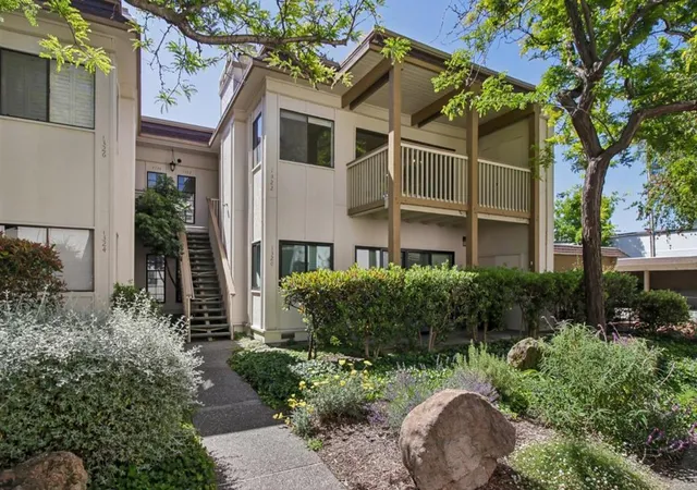Homes for sale in Redwood City, CA | 1322 Woodside Rd, Redwood City, CA 94061 | MLS# ML82050538