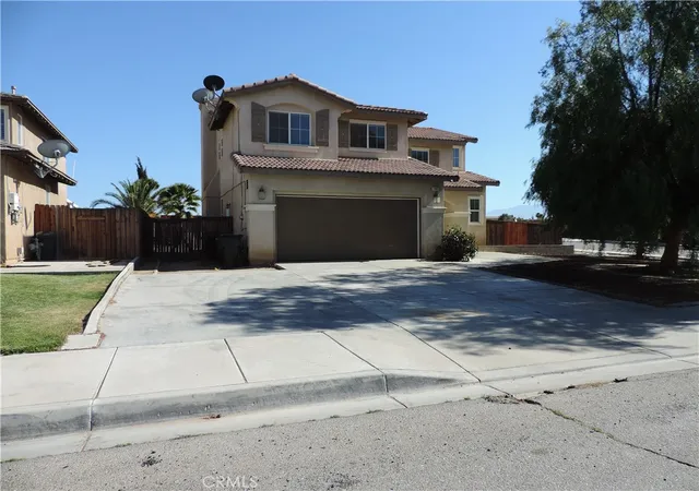 3rd image of 11907 Wallflower Ct, Adelanto, CA 92301 | MLS# HD26124084