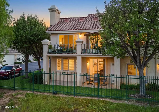 3rd image of 280 Ridgeton Ln #A, Simi Valley, CA 93065 | MLS# 226002715