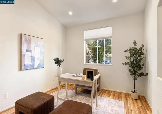 Photo 4 of Single family home for sale at 287 Mandarin Cir, Vacaville, CA 95687 | MLS# 41137899 | Listing updated on 2026-09-30