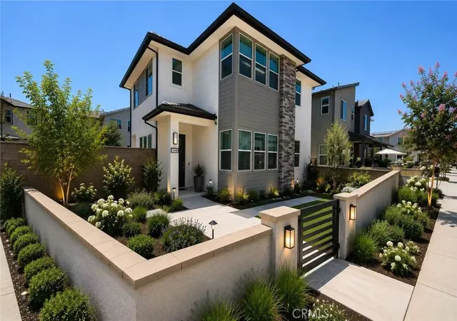 Photo 2 of Condo for sale at 144 Scoville, Irvine, CA 92618 | MLS# OC26127231 | Listing updated on 2026-06-12