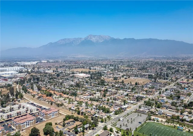 39th image of 16408 Valencia #315, Fontana, CA 92335 | MLS# OC26127261