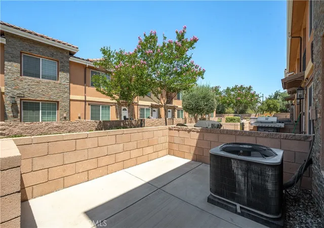 4th image of 16408 Valencia #315, Fontana, CA 92335 | MLS# OC26127261