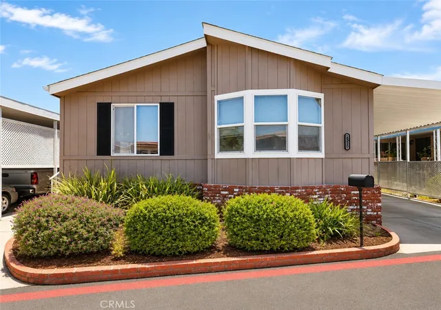 Photo 2 of Manufactured home for sale at 19361 Brookhurst, Huntington Beach, CA 92646 | MLS# OC26127292 | Listing updated on 2026-06-11
