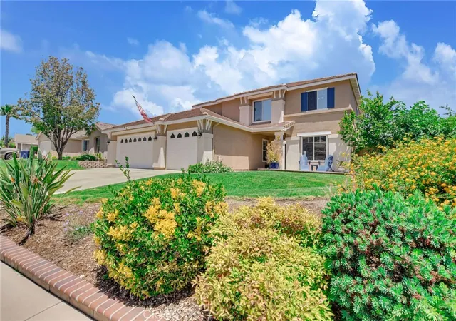 3rd image of 26442 Antonio Cir, Loma Linda, CA 92354 | MLS# IG26124695