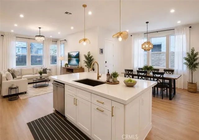 Listing Photo 4 - Condo for sale in building located at 229 Shoveler, Irvine, CA 92618