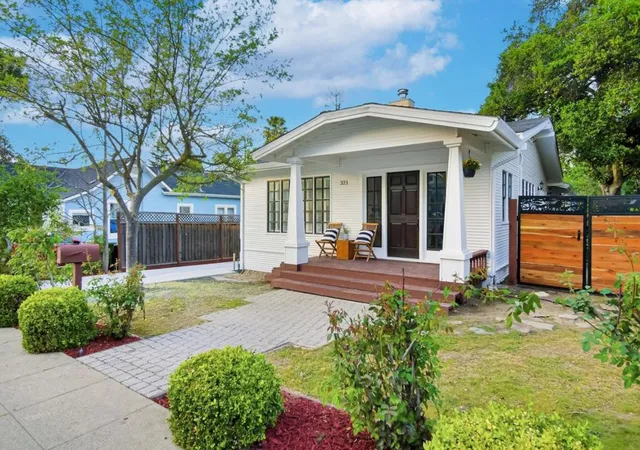 3rd image of 321 Johnson Ave, Los Gatos, CA 95030 | MLS# ML82050572