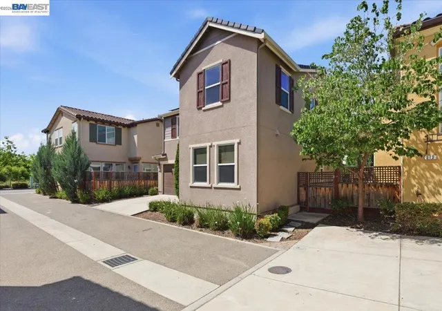 Homes for sale in Livermore, CA | 370 Misty Cir, Livermore, CA 94550 | MLS# 41137925