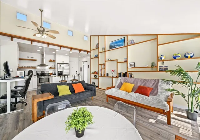 4th image of 1855 Diamond St #5-327, San Diego, CA 92109 | MLS# 260014041SD