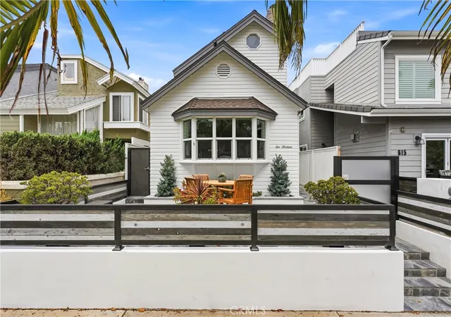 Photo 3 of Single family home for sale at 613 9th, Huntington Beach, CA 92648 | MLS# OC26119817 | Listing updated on 2026-09-30