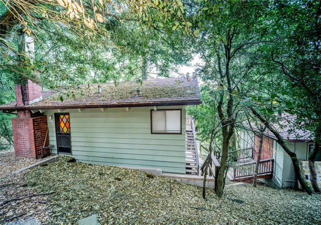 Photo 1 of Single family home for sale at 25123 Valle Dr, Crestline, CA 92325 | MLS# IV26127411 | Listing updated on 2026-10-02