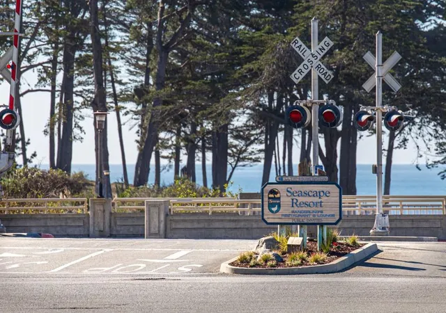 Homes for sale in Aptos, CA | 517 Sumner Ave, Aptos, CA 95003 | MLS# ML82050402