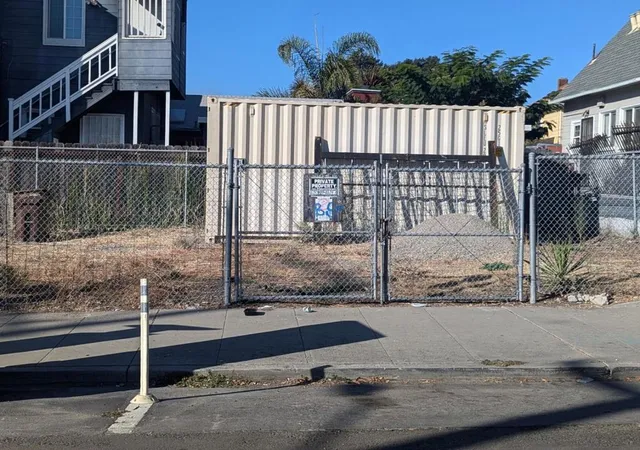 Homes for sale in Oakland, CA | 3700 West St, Oakland, CA 94608 | MLS# ML82050592