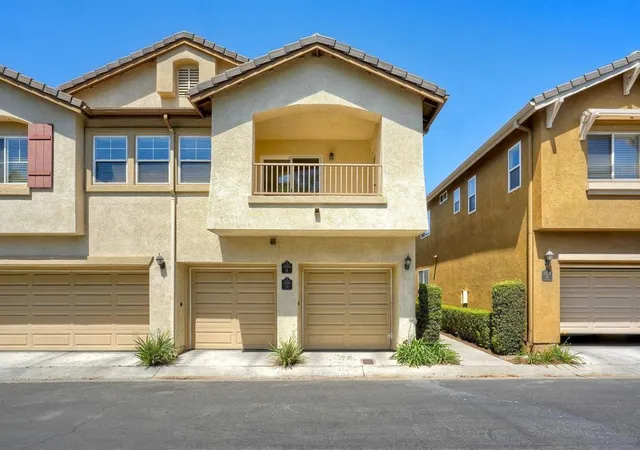 Photo 2 of Townhouse for sale at 10334 Scripps Poway Pkwy #34, San Diego, CA 92131 | MLS# 260014065SD | Listing updated on 2026-06-11
