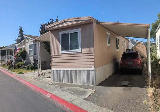 Photo 2 of Manufactured home for sale at 510 Saddle Brk Dr #86, San Jose, CA 95136 | MLS# ML82050603 | Listing updated on 2026-06-23