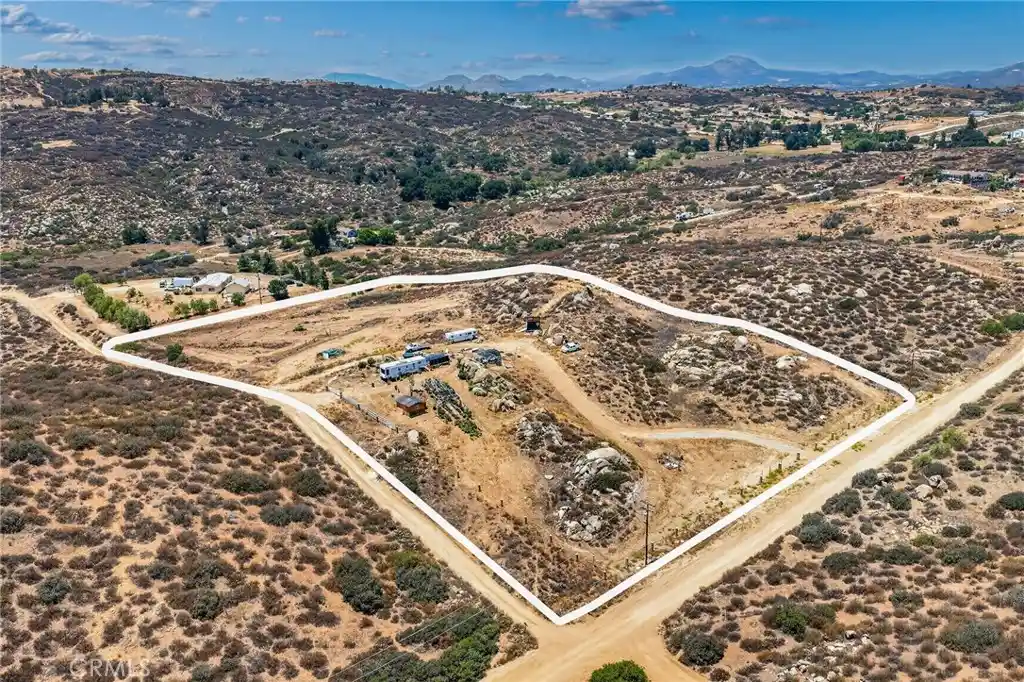 Photo 1 of Land for sale at 41720 Oak Cyn Rd, Hemet, CA 92544 | MLS# SW26116018 | Listing updated on 2026-08-06