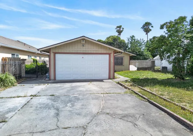 Homes for sale in Sacramento, CA | 7952 39th Ave, Sacramento, CA 95824 | MLS# ML82050605