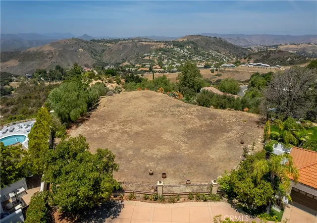 Land for sale at 24030 Alder Pl, Calabasas, CA 91302 | MLS# SR26124267