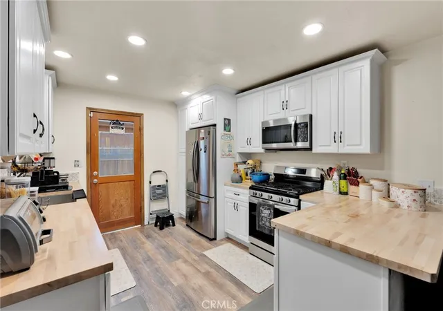 Homes for sale in Sugarloaf, CA | 249 Cedar Ln, Sugarloaf, CA 92386 | MLS# HD26118382