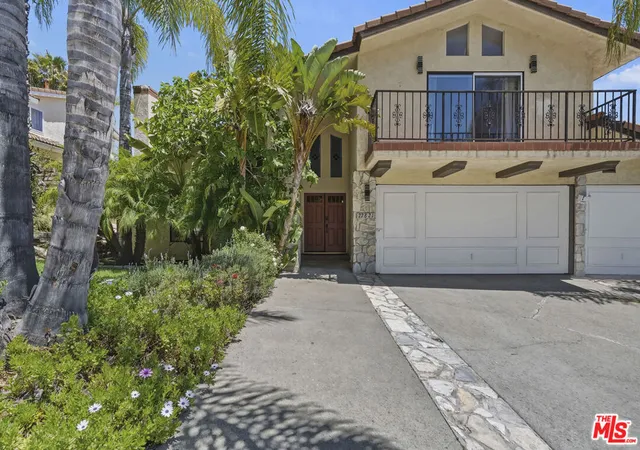 Homes for sale in Agoura Hills, CA | 27821 Via Amistosa, Agoura Hills, CA 91301 | MLS# 26845351