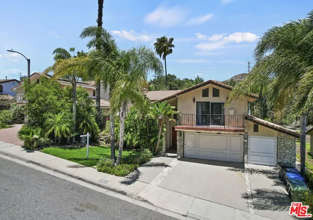 Homes for sale in Agoura Hills, CA | 27821 Via Amistosa, Agoura Hills, CA 91301 | MLS# 26845351