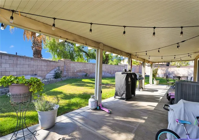 Homes for sale in Fontana, CA | 6318 Pintail, Fontana, CA 92336 | MLS# HD26127501