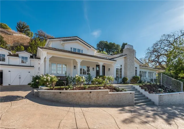 Homes for sale in Hidden Hills, CA | 5600 Round Meadow Rd, Hidden Hills, CA 91302 | MLS# SR26127027