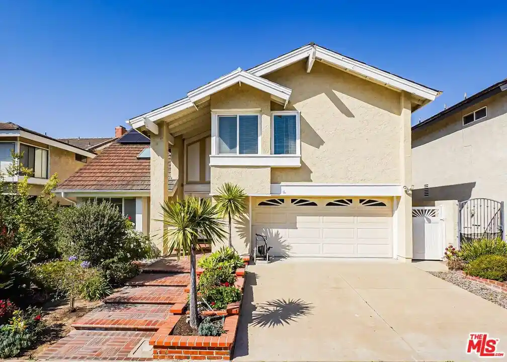 Photo 1 of Single family home for sale at 22 Hunter, Irvine, CA 92620 | MLS# 26846235 | Listing updated on 2026-10-14