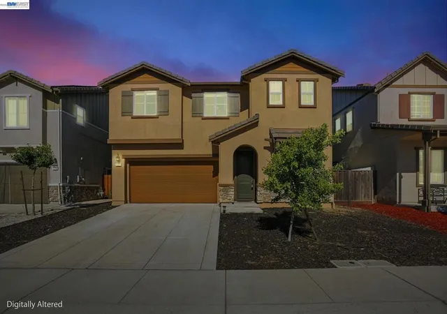 Photo 2 of Sale Pending at 182 Willowrun Way, Oakley, CA 94561 | MLS# 41137952 | Listing updated on 2026-09-25