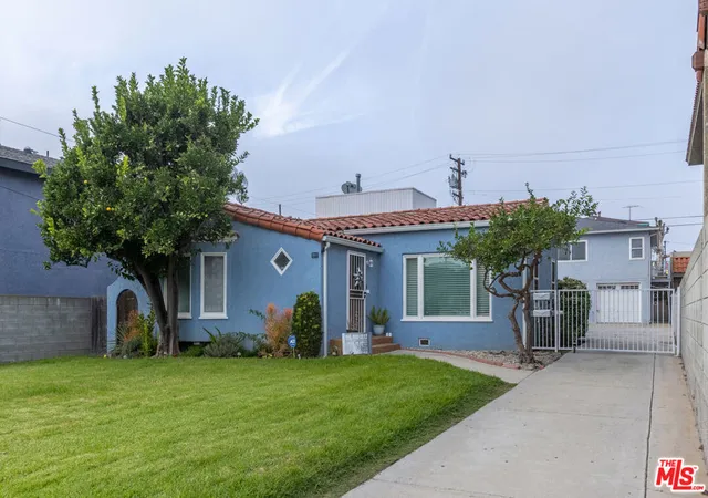 Multi family home for sale at 811 E Nutwood St, Inglewood, CA 90301 | MLS# 26844671