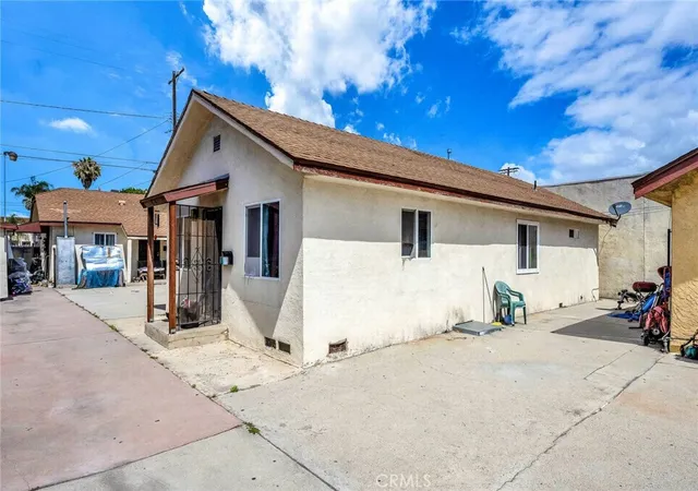 Homes for sale in Wilmington, CA | 519 Broad Ave, Wilmington, CA 90744 | MLS# SB26125323