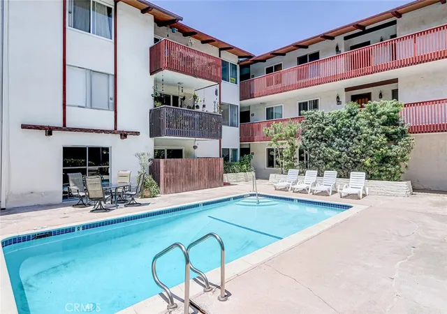2nd image of 5650 Sumner Wy, Culver City, CA 90230