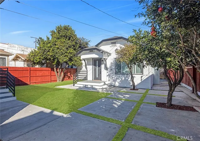 4th image of 5414-5416 3Rd Ave Ave, Los Angeles, CA 90043 | MLS# MB26127591