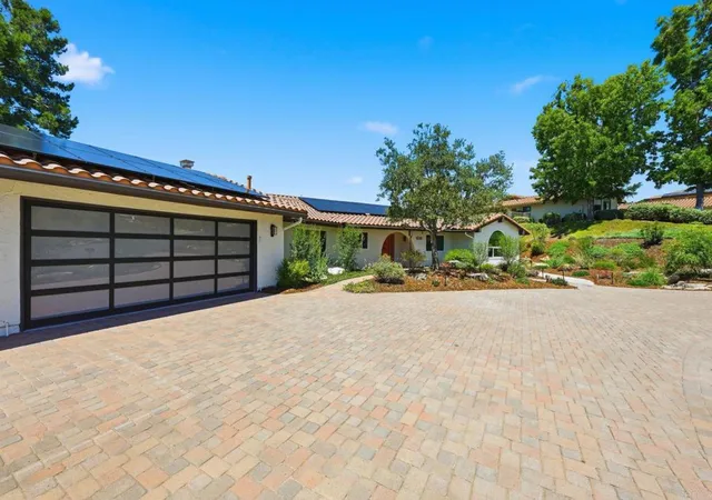 3rd image of 13216 Silver Saddle Ln, Poway, CA 92064 | MLS# NDP2605617