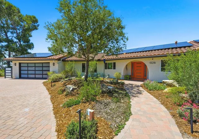 4th image of 13216 Silver Saddle Ln, Poway, CA 92064 | MLS# NDP2605617