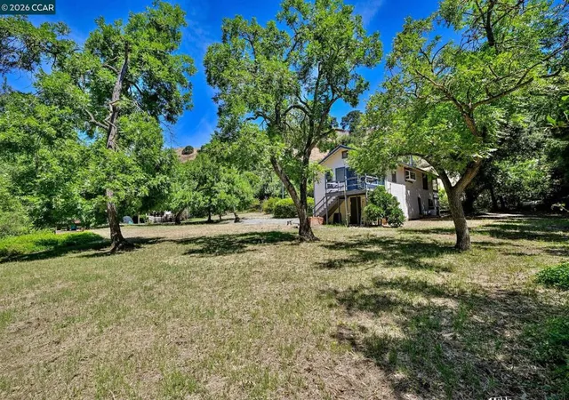 Homes for sale in Martinez, CA | 5455 Alhambra Valley Rd, Martinez, CA 94553 | MLS# 41137959