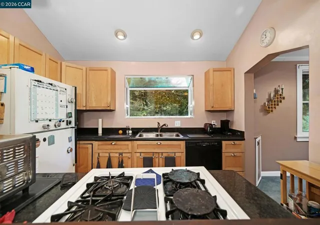 Homes for sale in Martinez, CA | 5455 Alhambra Valley Rd, Martinez, CA 94553 | MLS# 41137959