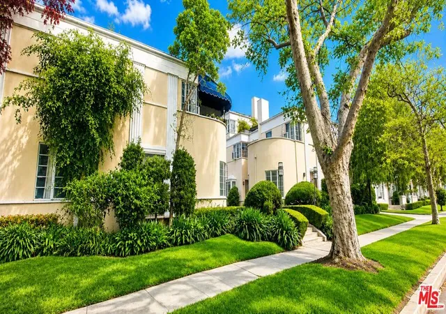 Photo 2 of Multi family home for sale at 332 N Sycamore Ave, Los Angeles, CA 90036 | MLS# 26846231 | Listing updated on 2026-06-19