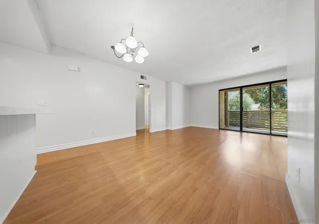 3rd image of 1257 E Grand Ave, Escondido, CA 92027