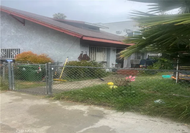 1st image of 1137 N Ardmore, Hollywood Hills East, CA 90029 | MLS# SR26105447