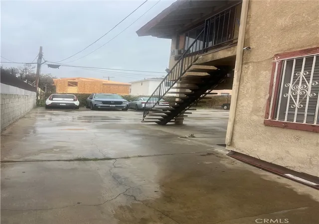 Photo 3 of Multi family home for sale at 1137 N Ardmore, Los Angeles, CA 90029 | MLS# SR26105447 | Listing updated on 2026-06-12