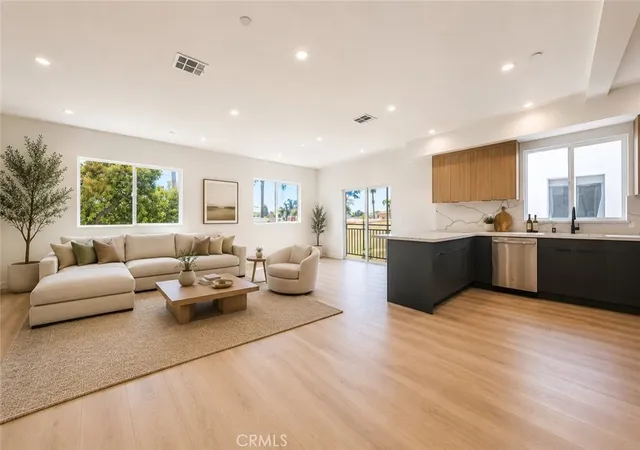 Photo 3 of Multi family home for sale at 2010 S Dunsmuir, Los Angeles, CA 90016 | MLS# BB26127611 | Listing updated on 2026-06-11