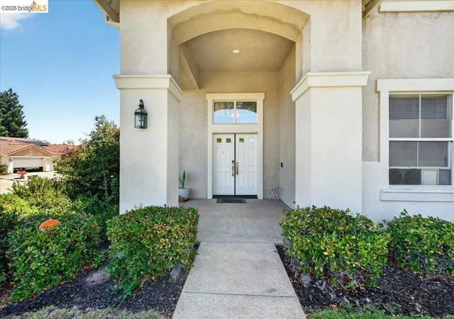 3rd image of 4987 Stewartville Dr, Antioch, CA 94531 | MLS# 41137984