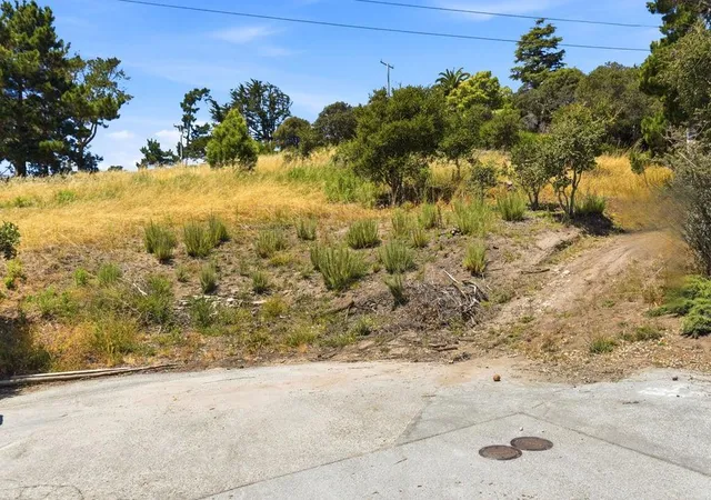 4th image of 4215 Marguerita Wy, Carmel, CA 93923 | MLS# ML82050659