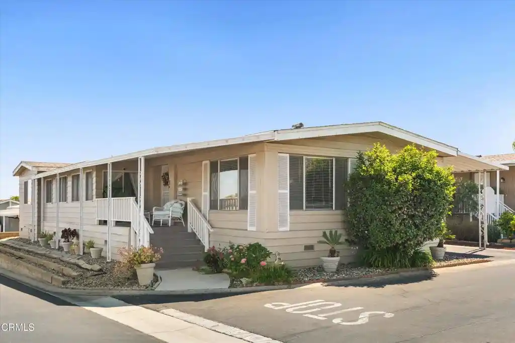 Listing Photo 1 - Condo for sale in 3950 Via Real located at 3950 Via Real, Carpinteria, CA 93013 - Unit #191